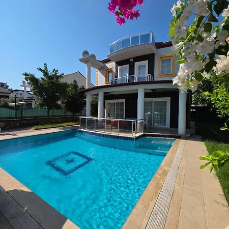Bagcecıler 10 Villa *